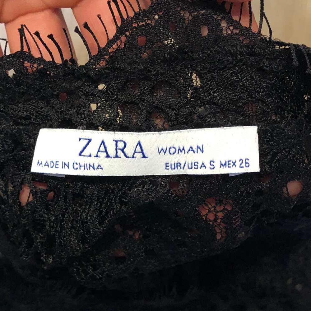 Lace top - Picture 2 of 3